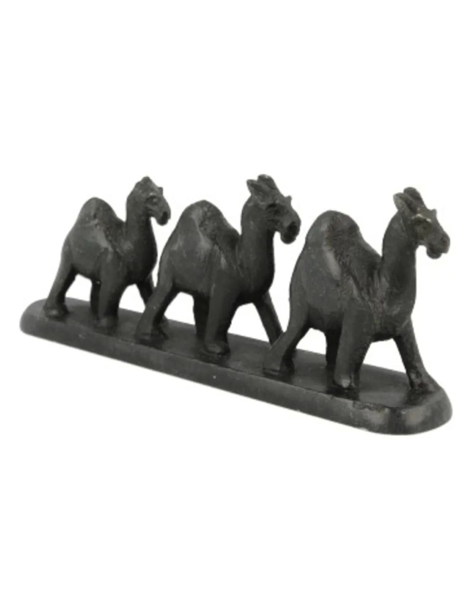 Speksteen 3 kamelen op strip 10 cm zwart