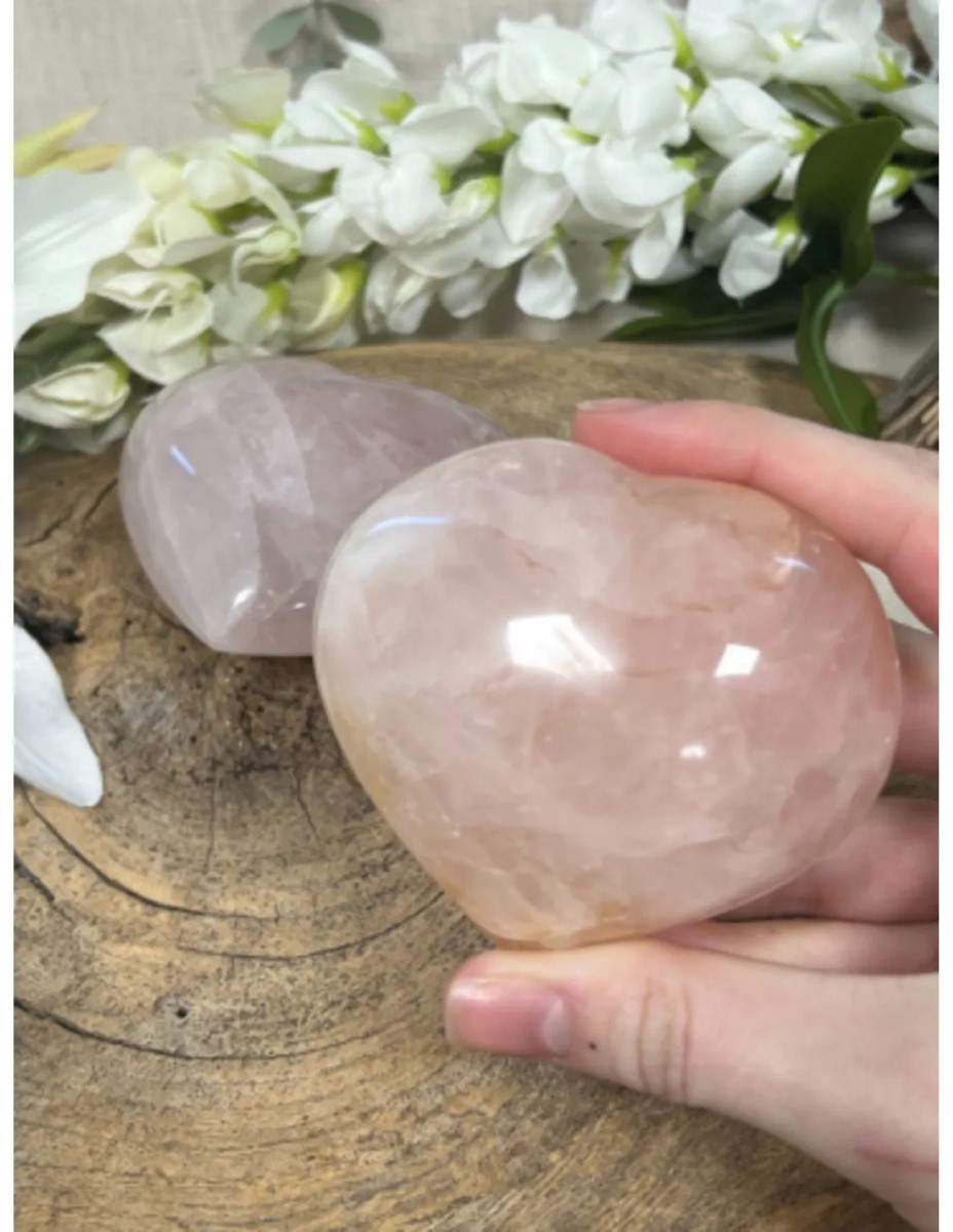Roze kwarts edelsteen hart 300-400 gram - Afbeelding 2